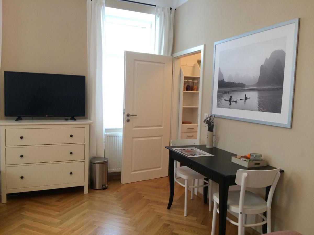 Studio U Parkplatz, Zentrale Ruhelage Neben Grunoase Lejlighed Wien Eksteriør billede